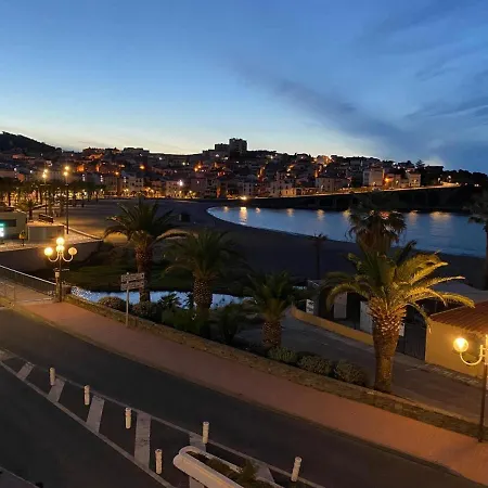 F2 Centre Front De Vue Baie Parking Privatif *